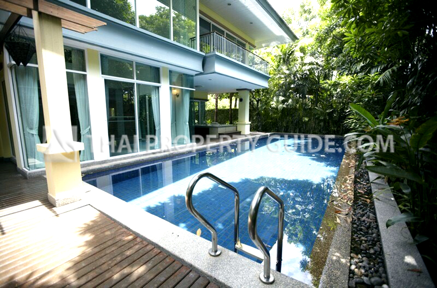 House with Private Pool for rent in Chaengwattana (near Nichada Thani)