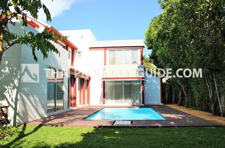 House with Private Pool for rent in New Petchburi (near KIS International School)
