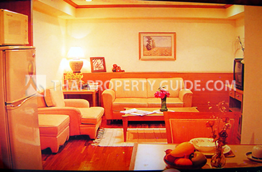 Service Apartment for rent in Phaholyothin