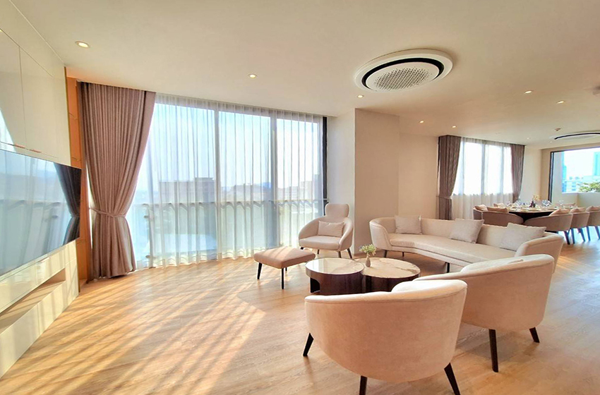 Apartment for rent in Bangnatrad