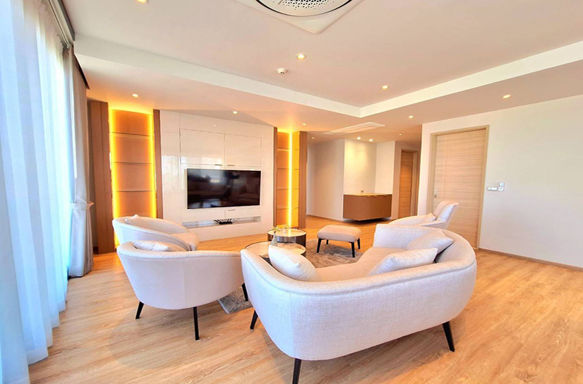 Apartment for rent in Bangnatrad