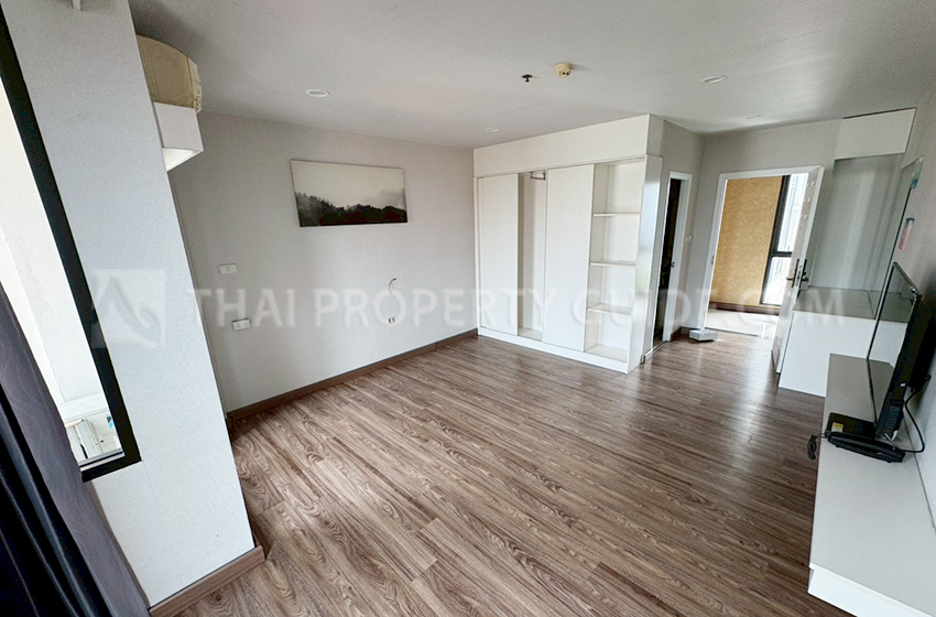 Apartment in Bangnatrad 