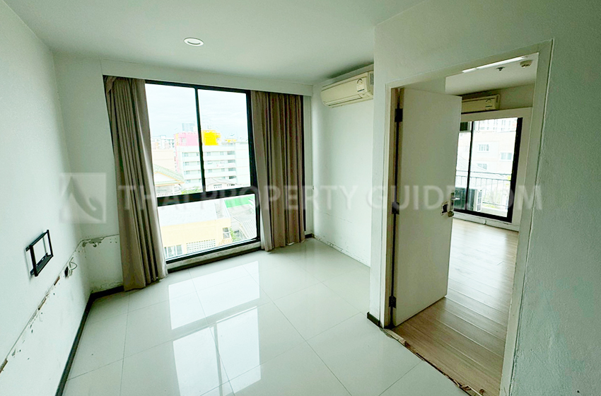 Apartment in Bangnatrad 