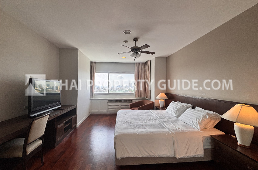 Apartment in Chaengwattana (near Nichada Thani) 