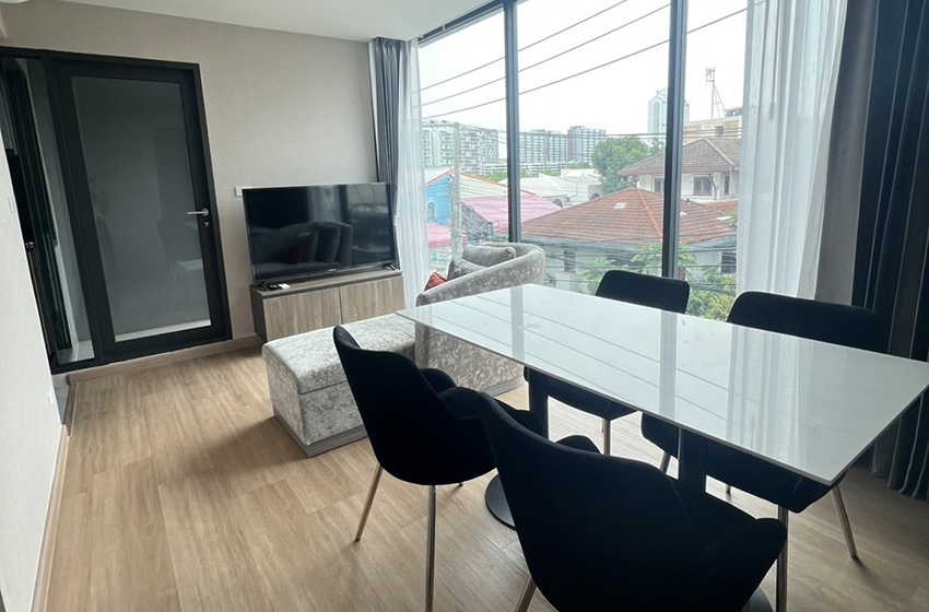 Apartment for rent in New Petchburi