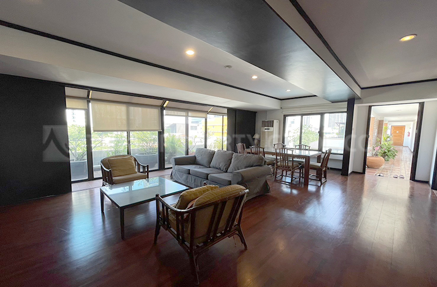 Apartment in Phaholyothin 