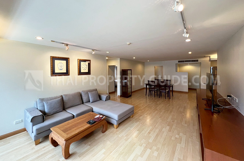 Apartment for rent in Ploenchit