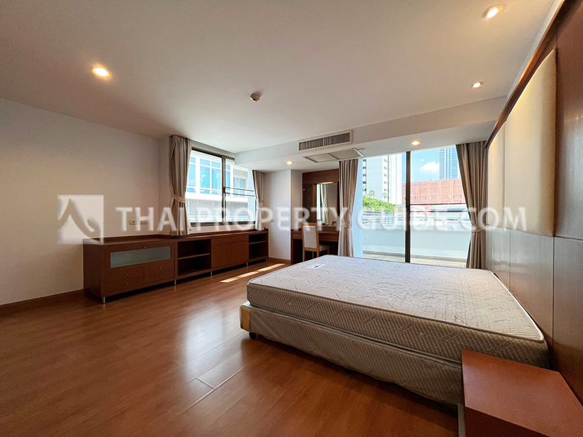 Apartment in Ploenchit 