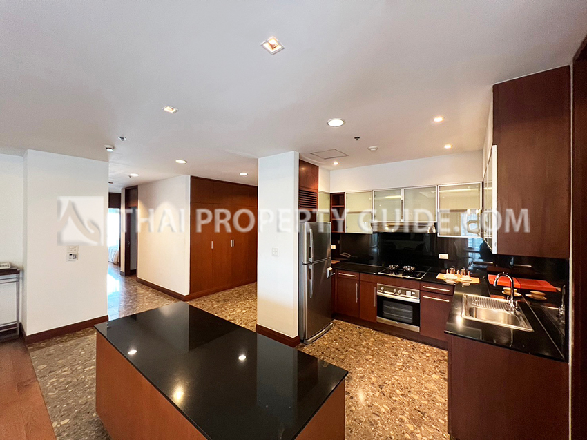 Apartment in Ploenchit 