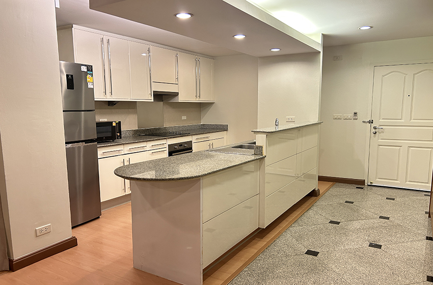 Apartment in Ploenchit 