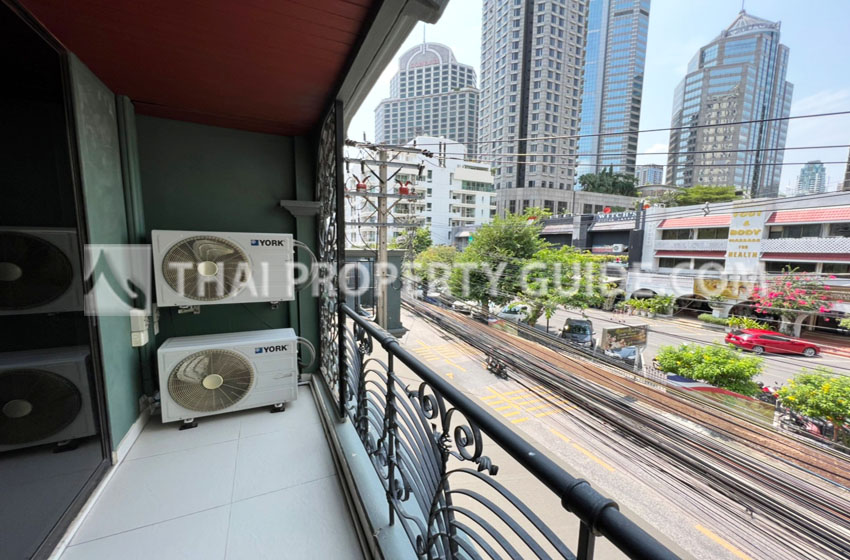 Apartment in Ploenchit 