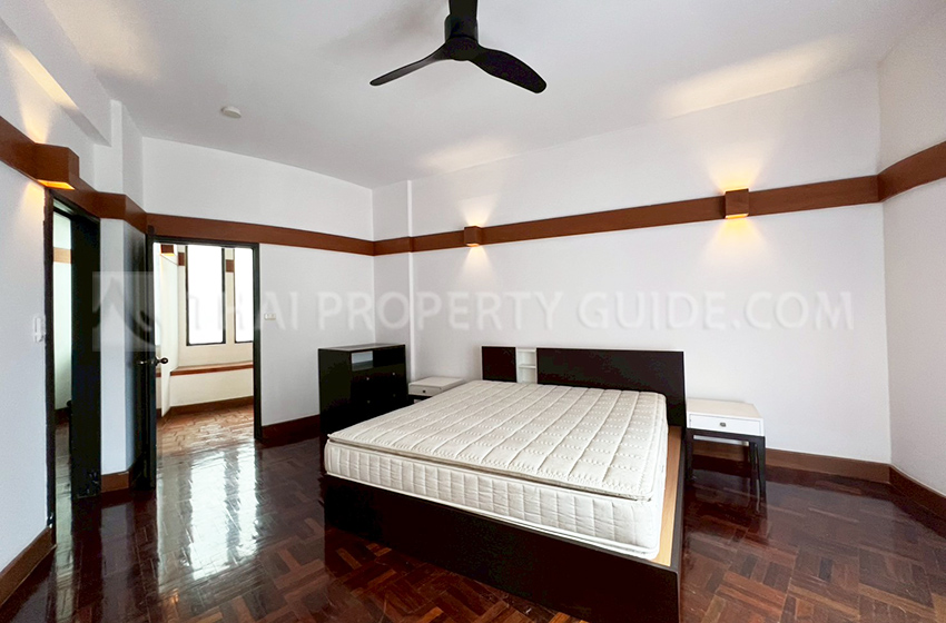 Apartment in Ploenchit 