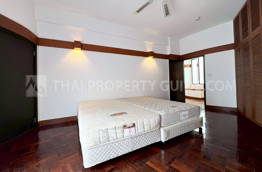 Apartment in Ploenchit 