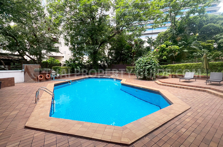 Apartment in Ploenchit 