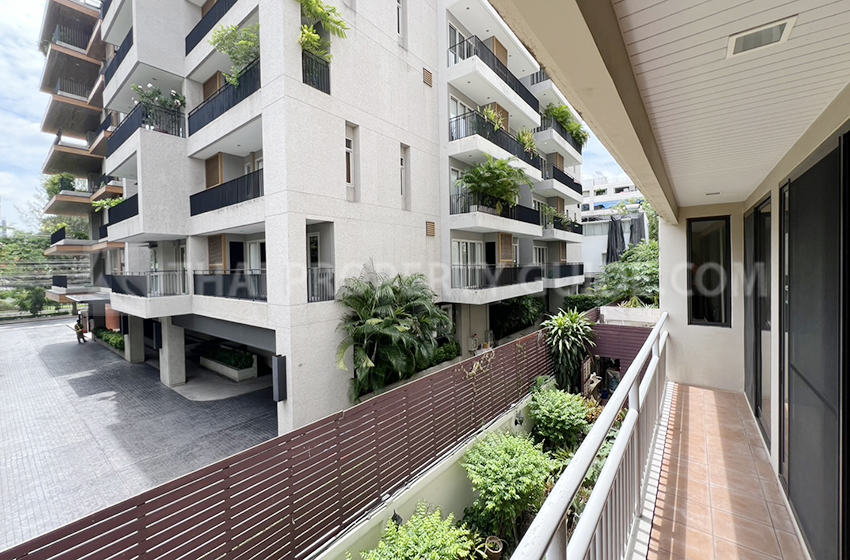 Apartment in Ploenchit 