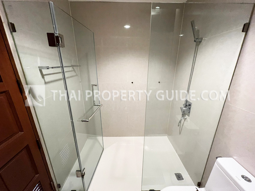 Apartment in Ploenchit 