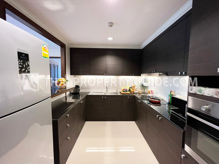 Apartment in Ploenchit 
