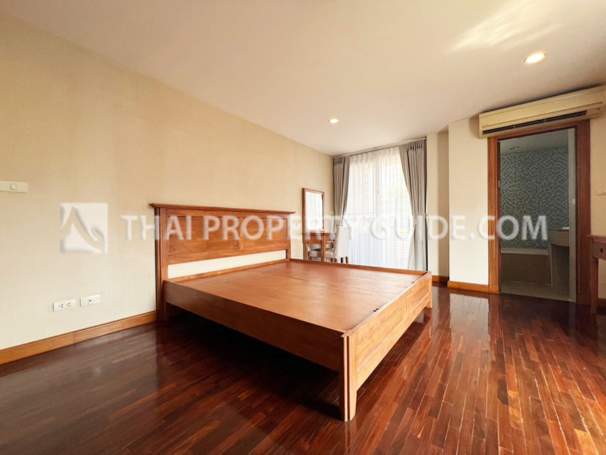 Apartment in Ploenchit 