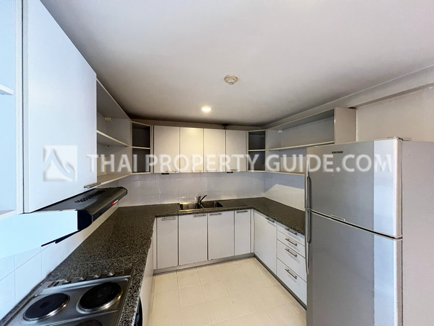 Apartment in Ploenchit 