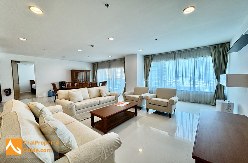 Apartment for rent in Ploenchit (near NIST International School)