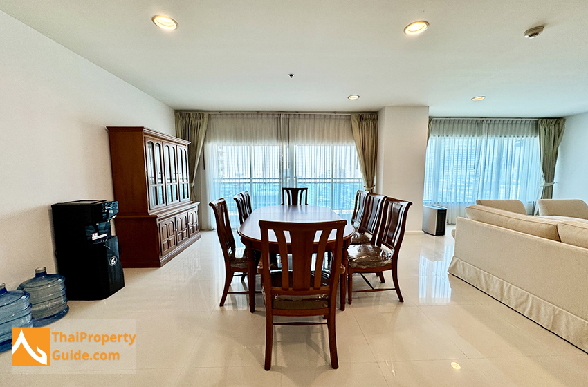 Apartment in Ploenchit 