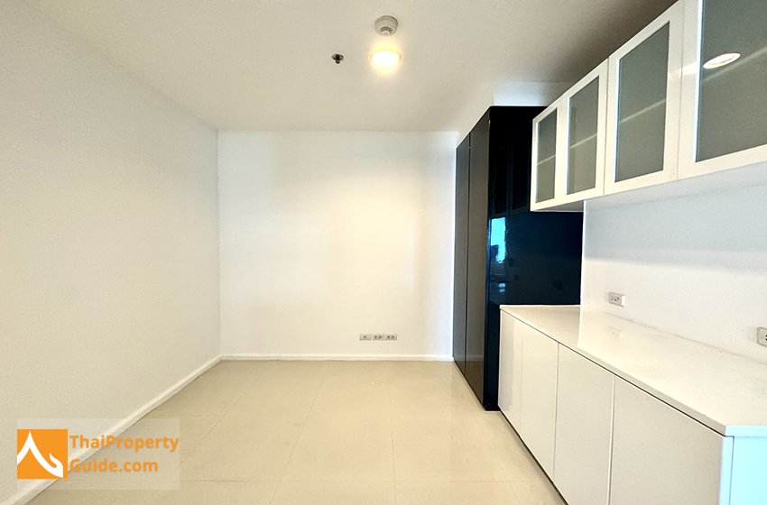 Apartment in Ploenchit 