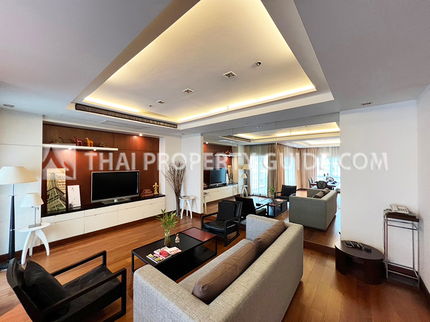 Apartment in Ploenchit 