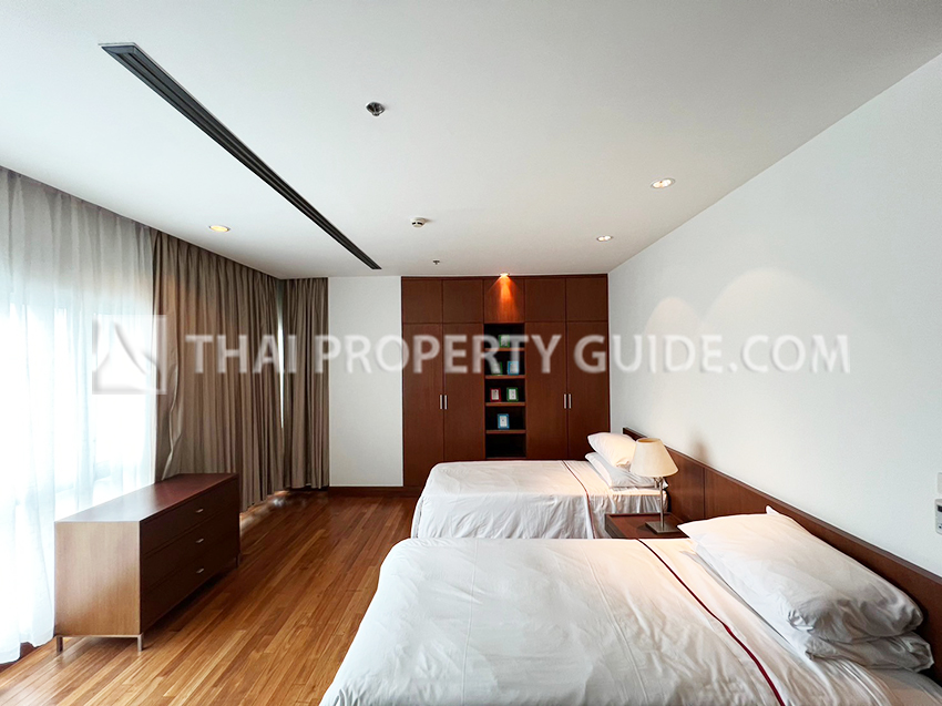 Apartment in Ploenchit 