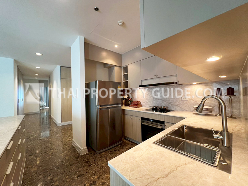 Apartment in Ploenchit 