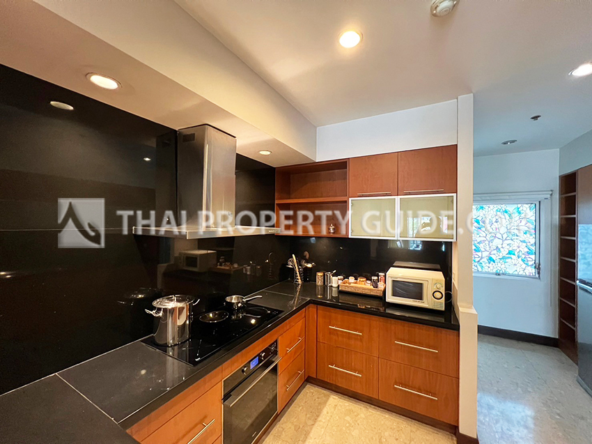 Apartment in Ploenchit 