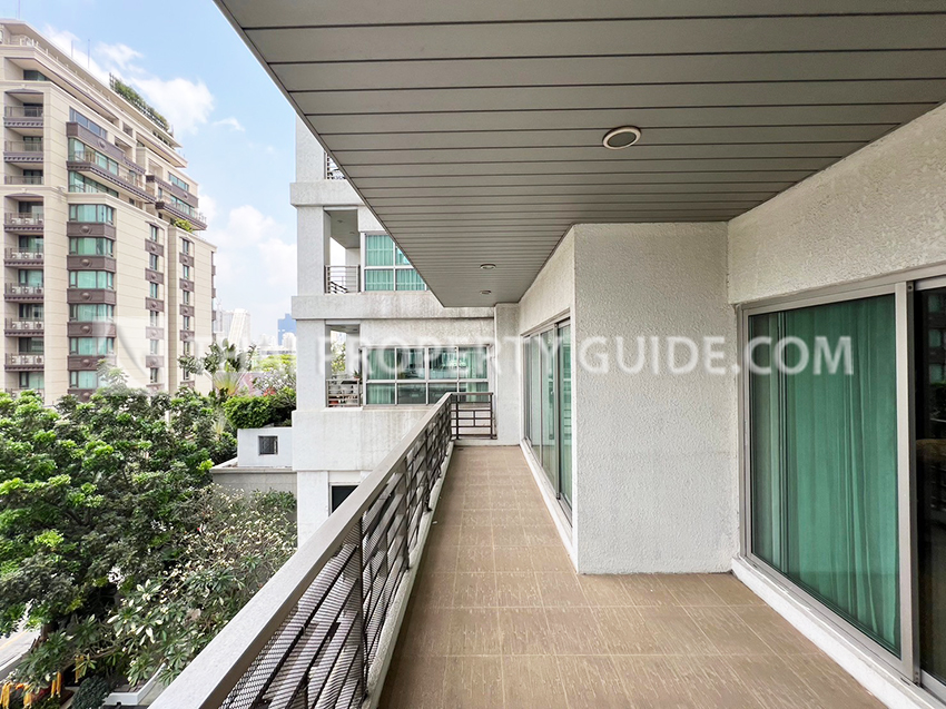 Apartment in Ploenchit 