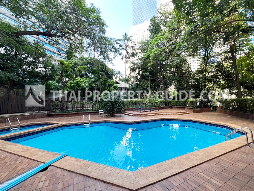 Apartment in Ploenchit 