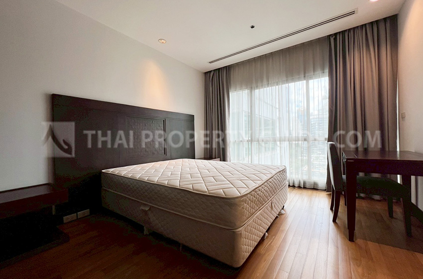 Apartment in Ploenchit 