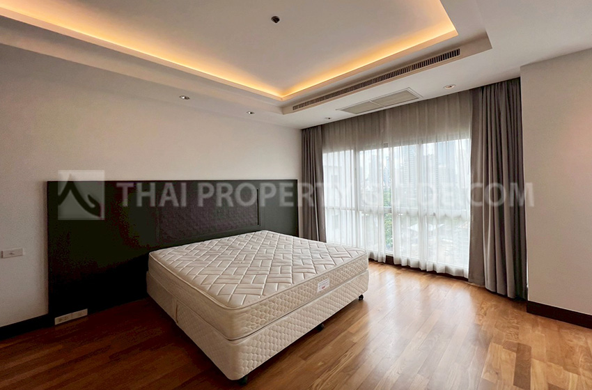 Apartment in Ploenchit 