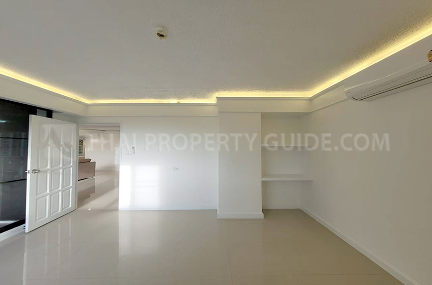 Apartment in Ploenchit 