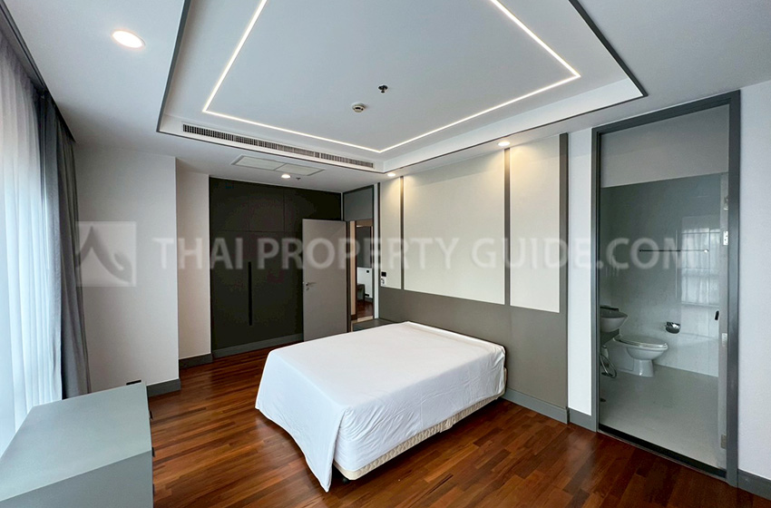 Apartment in Ploenchit 