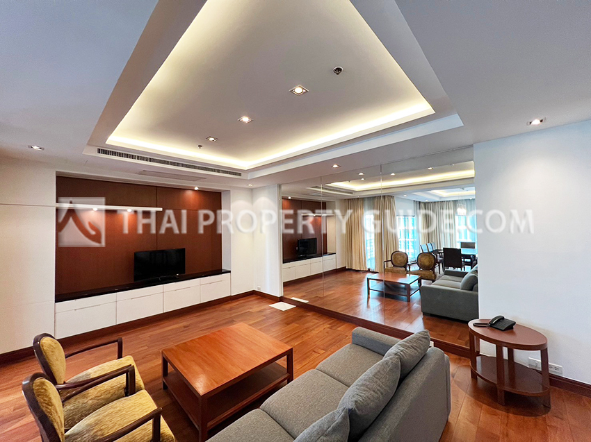 Apartment in Ploenchit 