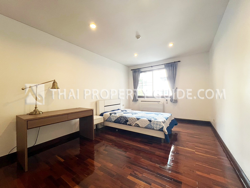 Apartment in Ploenchit 