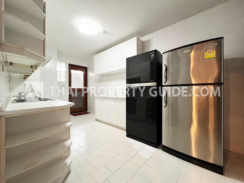 Apartment in Ploenchit 