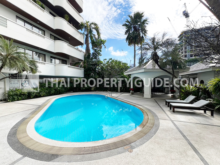 Apartment in Ploenchit 