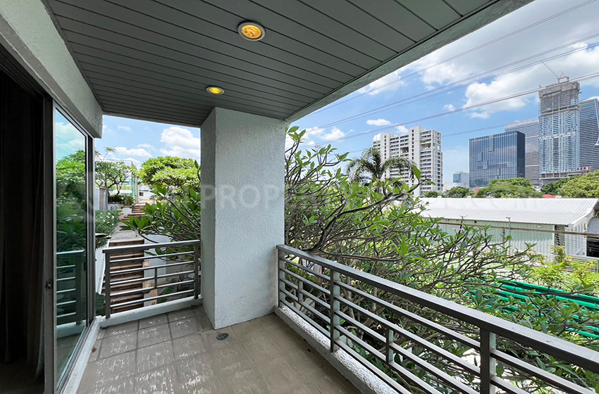 Apartment in Ploenchit 