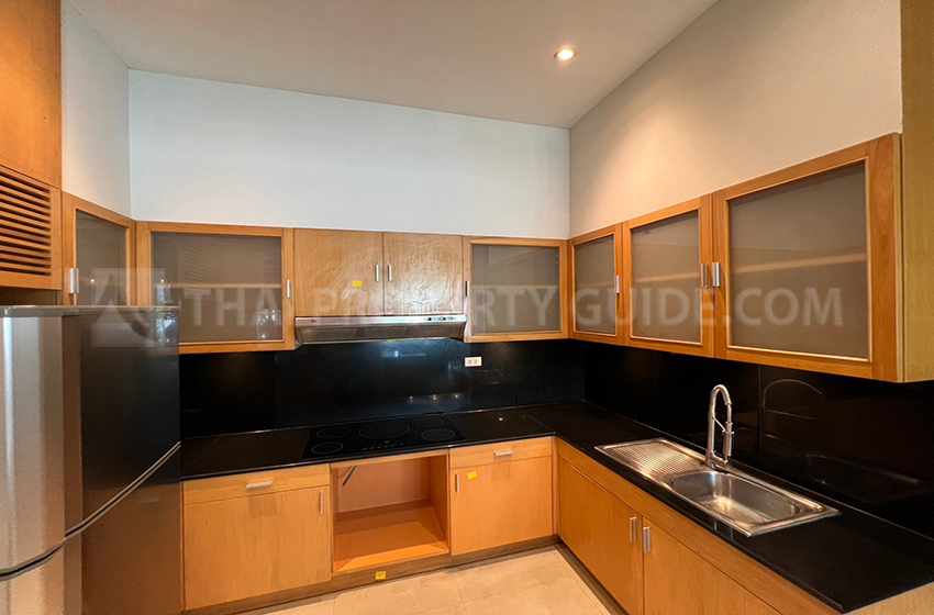 Apartment in Ploenchit 