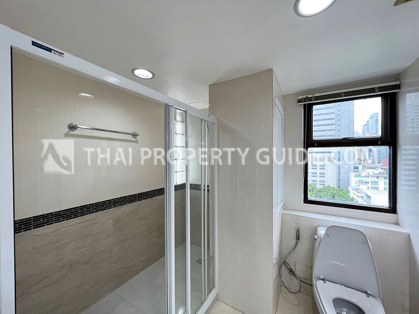 Apartment in Ploenchit 