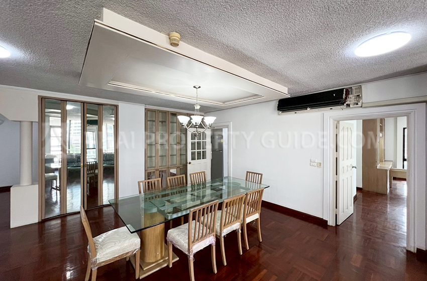 Apartment in Ploenchit 