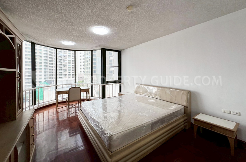 Apartment in Ploenchit 