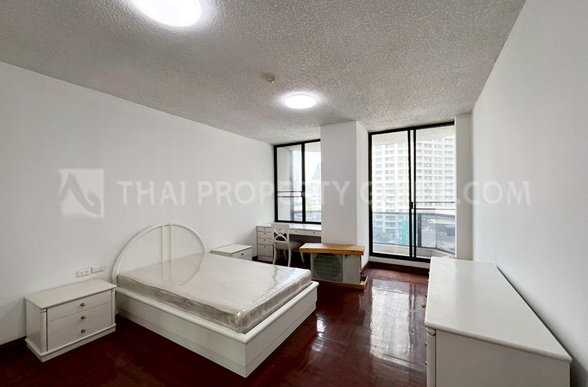 Apartment in Ploenchit 