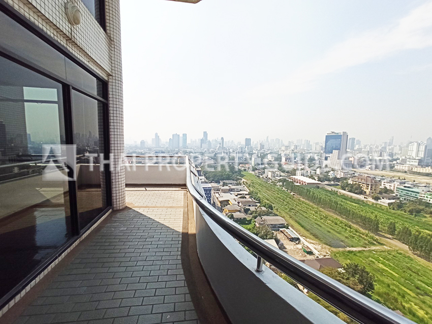 Apartment in Rama​ 9​ -​ Ramintra 