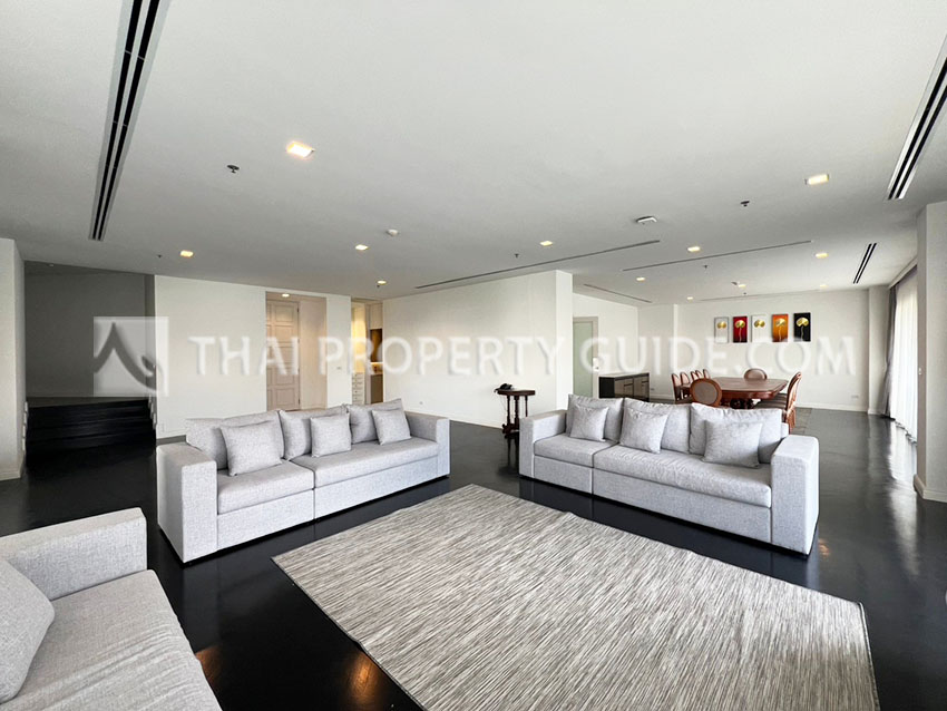 Apartment in Sathorn