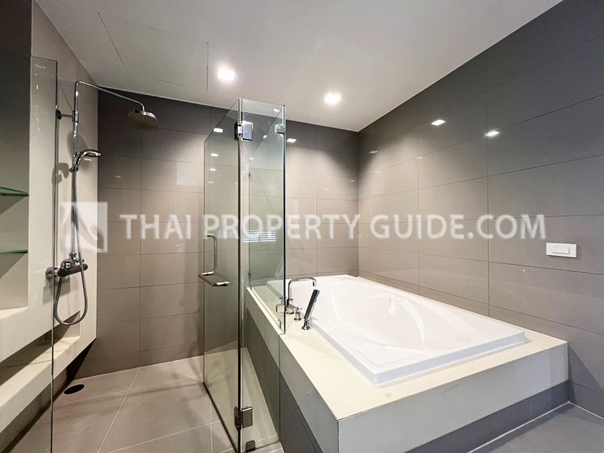 Apartment in Sathorn 