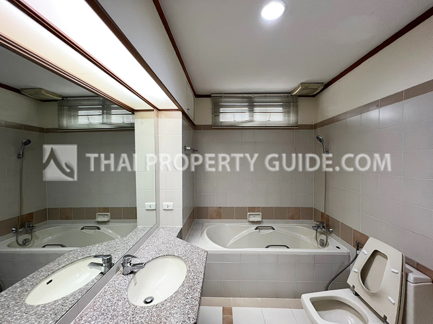 Apartment in Sathorn 